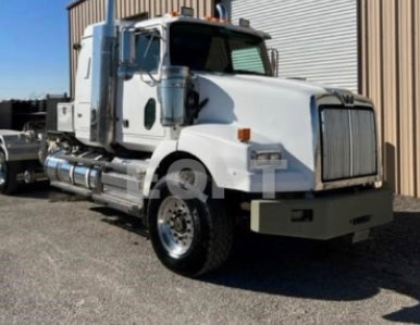 2012 WESTERN STAR 4900