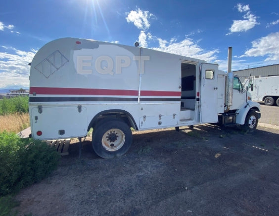 2002 Sterling Wireline Plugging Truck