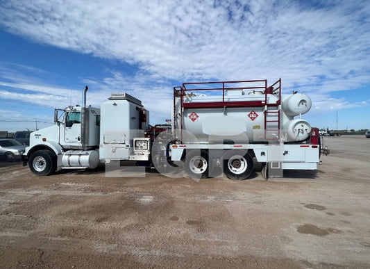 2014 Kenworth T800 Hot Oil Truck