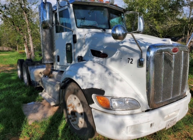 (SOLD) 2013 Peterbilt 384