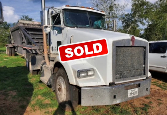 (SOLD) 2012 KW T800