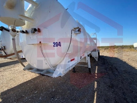 (SOLD) 2006 130 bbl Vac Trailer